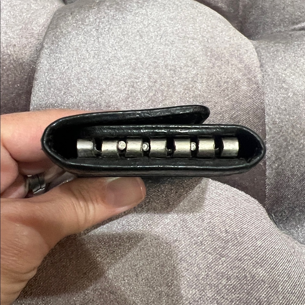 Gucci Leather Key-holder - Picture 6 of 8